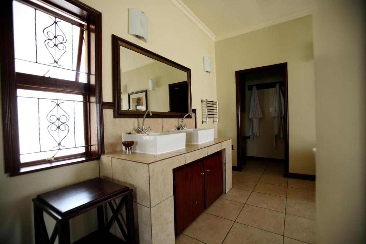 Moon&Sixpence Garden Guest House Muldersdrift Buitenkant foto