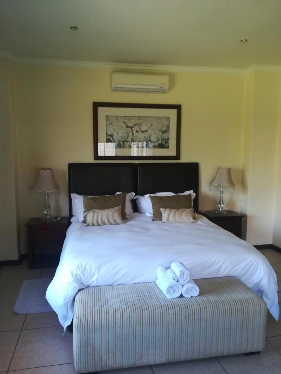 Moon&Sixpence Garden Guest House Muldersdrift Kamer foto